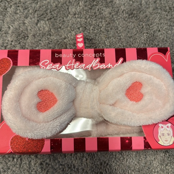 Makeup/skincare headband - Picture 2 of 4